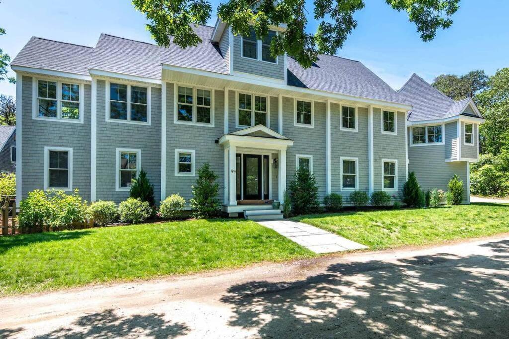 Luxurious 5Br Retreat Only Steps From The Waterfront Villa Edgartown Exterior photo